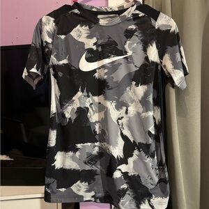 Black and Gray Nike shirt